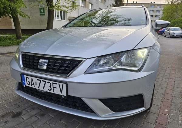 Seat Leon cena 32800 przebieg: 269790, rok produkcji 2017 z Gdańsk małe 106